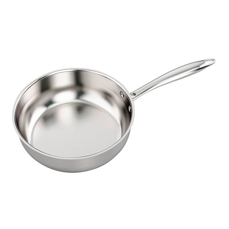 Sauteuse Arthur Martin 24cm Inox Bon état -  reconditionné disponible sur Electro Depot